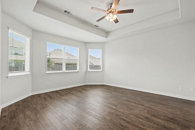 9828 Dynamics Drive, Fort Worth, TX 76179