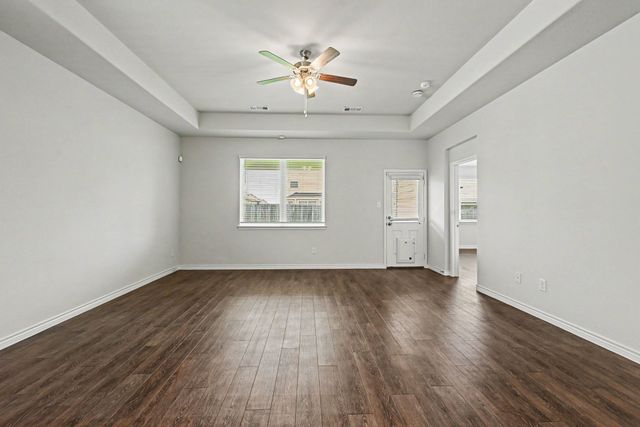 9828 Dynamics Drive, Fort Worth, TX 76179