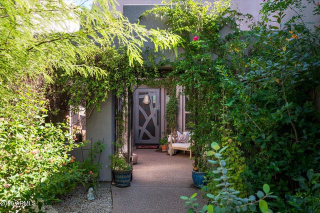 42421 N Deer Trail Road, Cave Creek, AZ 85331