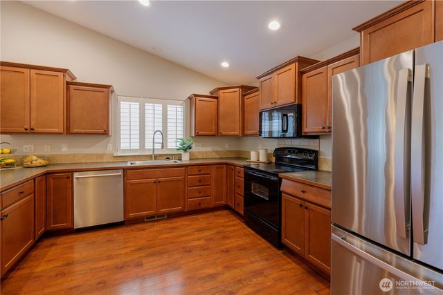2027 Stillwater Avenue NW, Olympia, WA 98502
