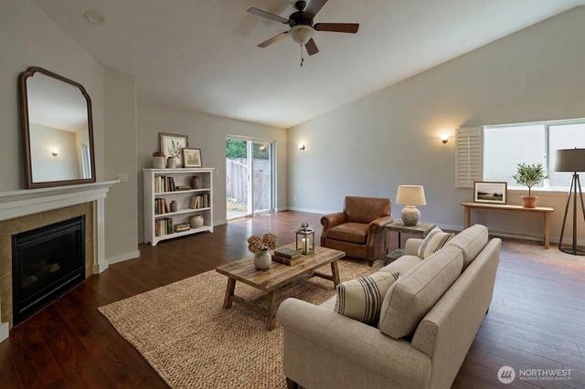 2027 Stillwater Avenue NW, Olympia, WA 98502