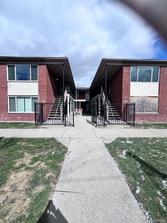 10400 Whittier Street, Detroit, MI 48224