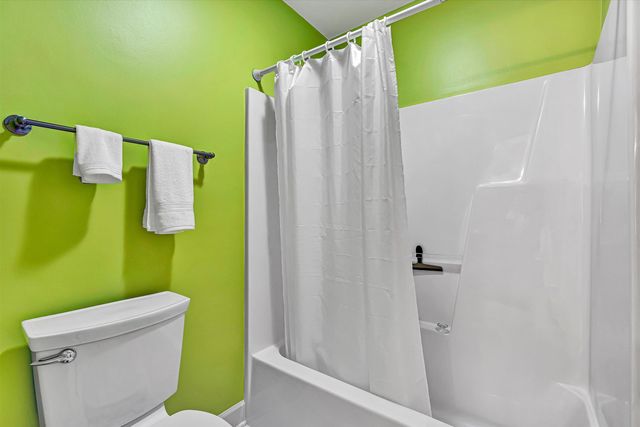 3345 Kingsbury CIR, Roanoke, VA 24014