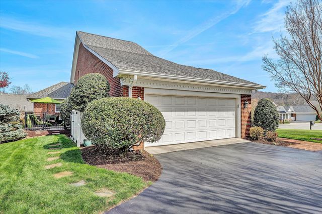 3345 Kingsbury CIR, Roanoke, VA 24014