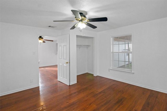 2701 Almendares Avenue, Pasadena, TX 77506