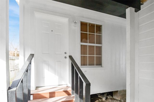 2701 Almendares Avenue, Pasadena, TX 77506