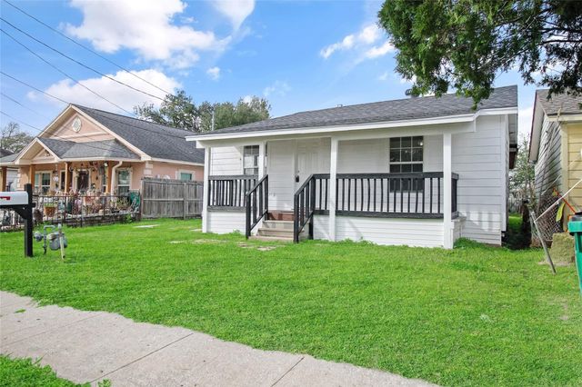 2701 Almendares Avenue, Pasadena, TX 77506