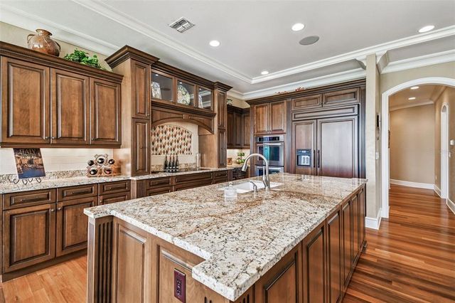 2802 BAYPOINTE CIRCLE, Tampa, FL 33611
