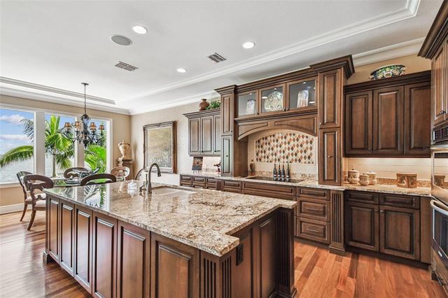 2802 BAYPOINTE CIRCLE, Tampa, FL 33611