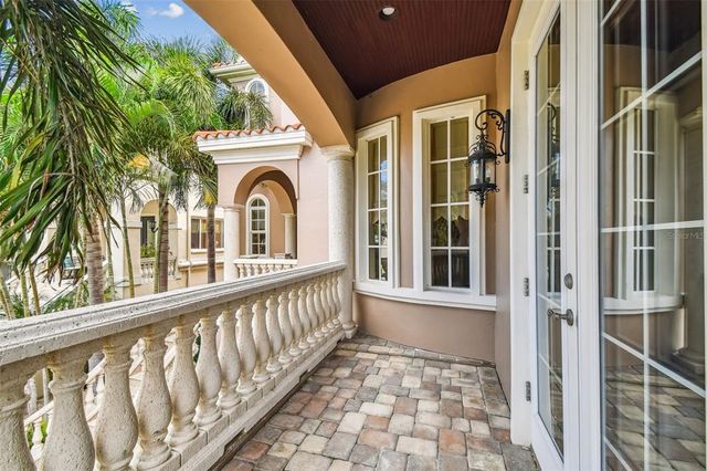 2802 BAYPOINTE CIRCLE, Tampa, FL 33611