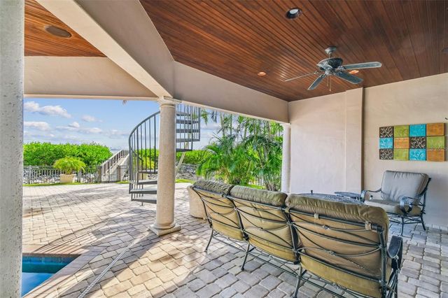 2802 BAYPOINTE CIRCLE, Tampa, FL 33611