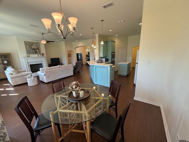 21547 Castle Rock Cir, Bullard, TX 75757