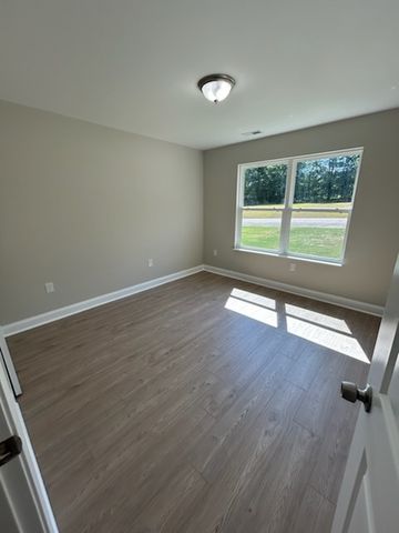 708 Hampton Street, Iva, SC 29655