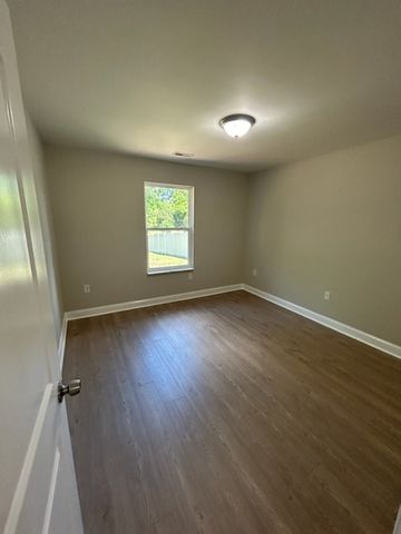 708 Hampton Street, Iva, SC 29655
