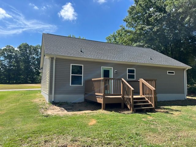 708 Hampton Street, Iva, SC 29655