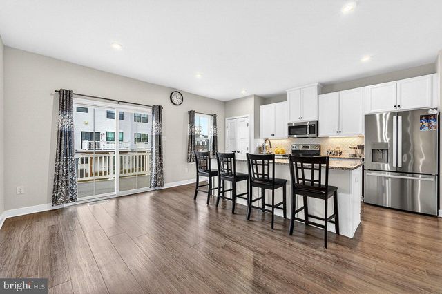 39 SAGE WAY, Mt Laurel, NJ 08054