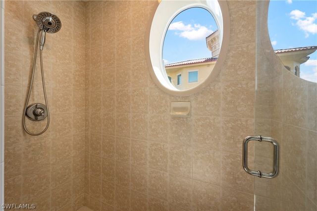 2738 Tiburon BLVD E B406, Naples, FL 34109