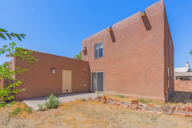 1895 Quemado Street, Santa Fe, NM 87505