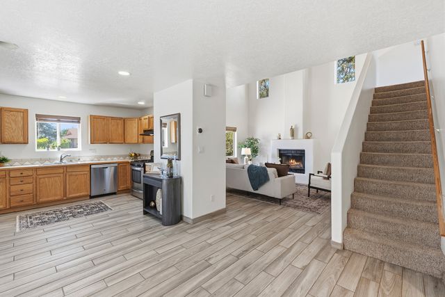 1895 Quemado Street, Santa Fe, NM 87505