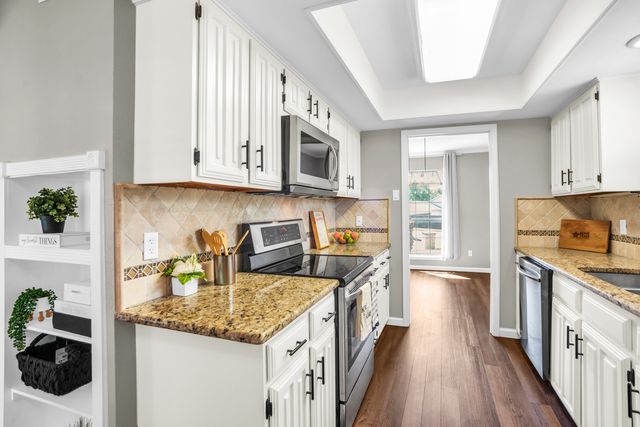 2621 Carmel Circle, Carrollton, TX 75006