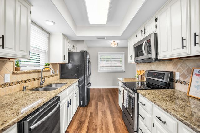 2621 Carmel Circle, Carrollton, TX 75006