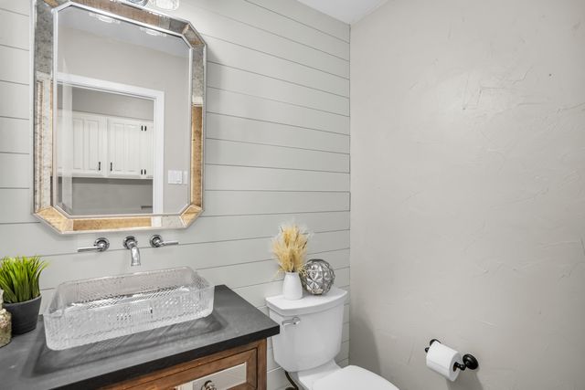 2621 Carmel Circle, Carrollton, TX 75006