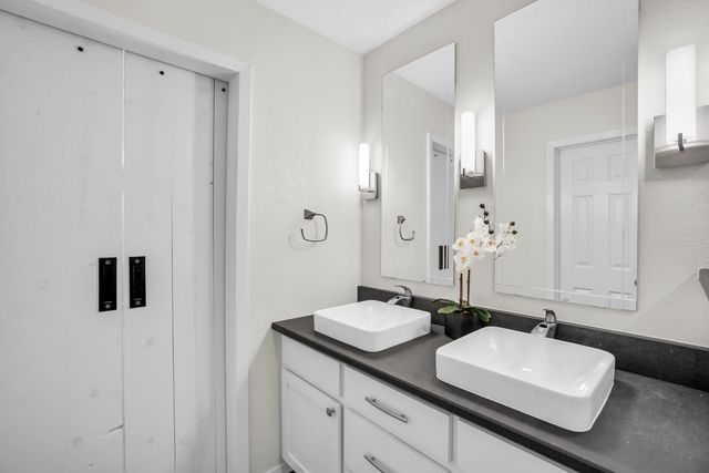 2621 Carmel Circle, Carrollton, TX 75006