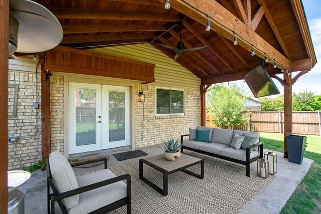 2621 Carmel Circle, Carrollton, TX 75006