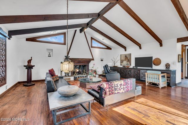 6 Surrey Lane, Ocean Twp, NJ 07712