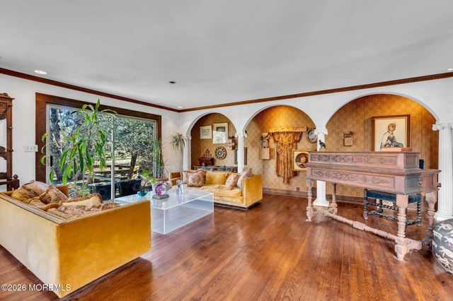 6 Surrey Lane, Ocean Twp, NJ 07712