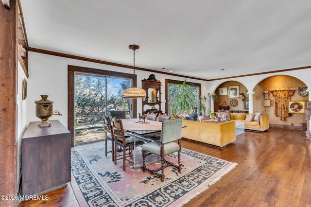 6 Surrey Lane, Ocean Twp, NJ 07712