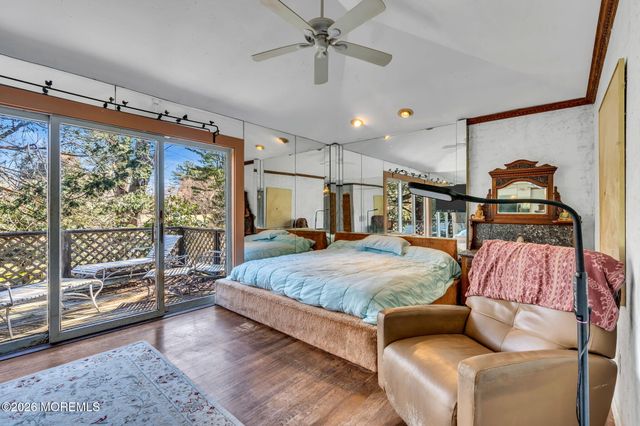 6 Surrey Lane, Ocean Twp, NJ 07712