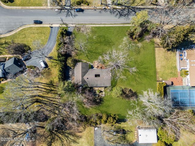 6 Surrey Lane, Ocean Twp, NJ 07712