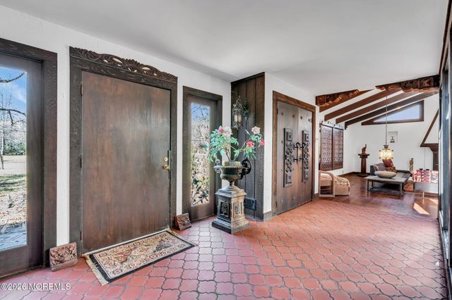 6 Surrey Lane, Ocean Twp, NJ 07712