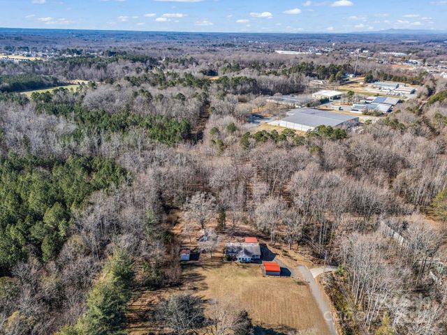 2072 Dean Lane, Lincolnton, NC 28092