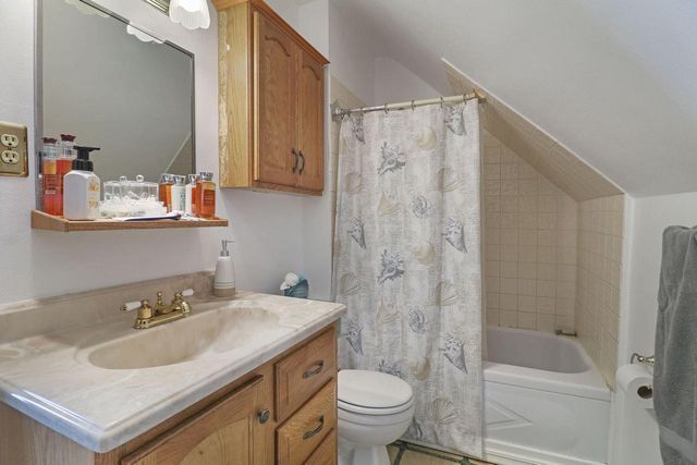 3915 10th AVENUE, Kenosha, WI 53140