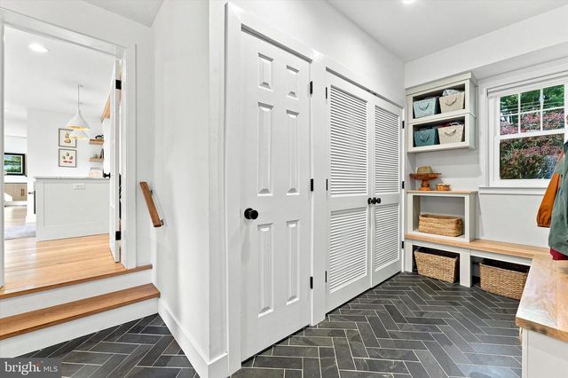 417 HEATHERWOOD LN, Devon, PA 19333