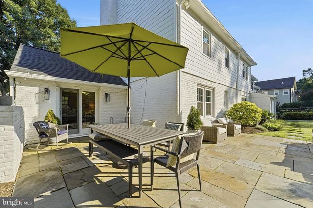 417 HEATHERWOOD LN, Devon, PA 19333