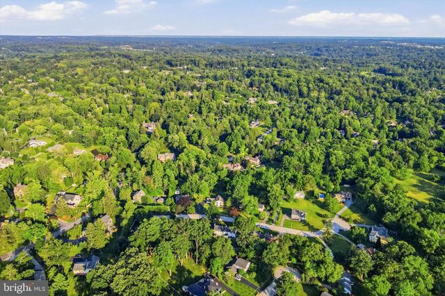 417 HEATHERWOOD LN, Devon, PA 19333