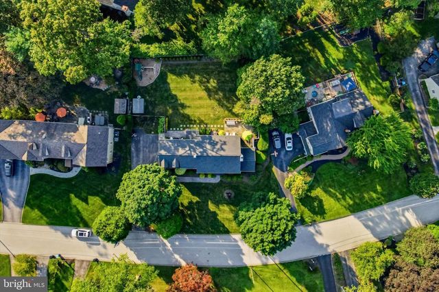 417 HEATHERWOOD LN, Devon, PA 19333