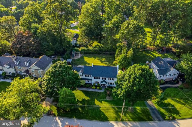 417 HEATHERWOOD LN, Devon, PA 19333