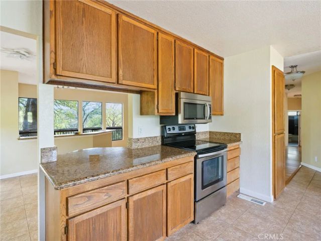 19705 Powder Horn Road, Hidden Valley Lake, CA 95467