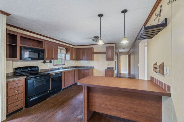 414 Dogwood Ln, Rockwood, TN 37854