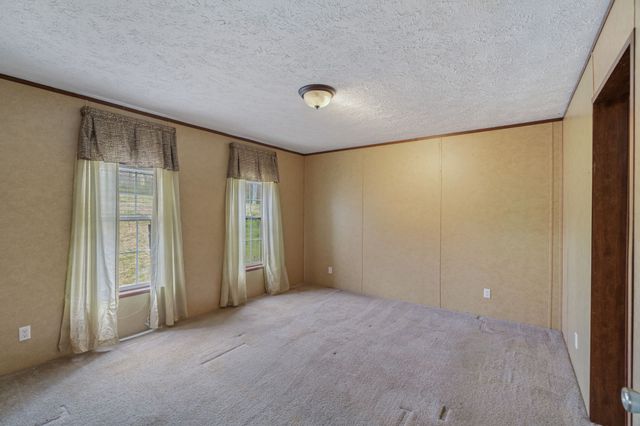 414 Dogwood Ln, Rockwood, TN 37854
