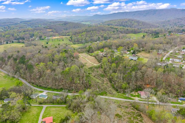 414 Dogwood Ln, Rockwood, TN 37854