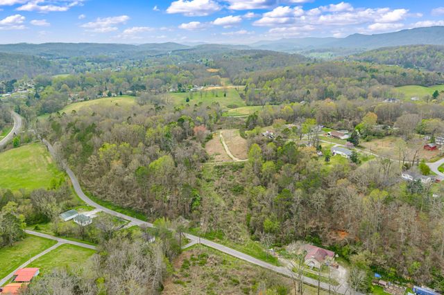 414 Dogwood Ln, Rockwood, TN 37854