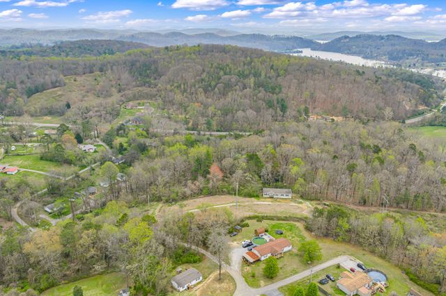 414 Dogwood Ln, Rockwood, TN 37854