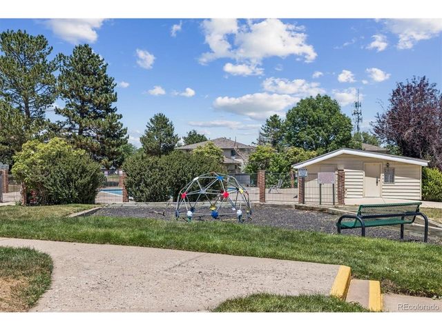 3351 S Field St 113, Lakewood, CO 80227