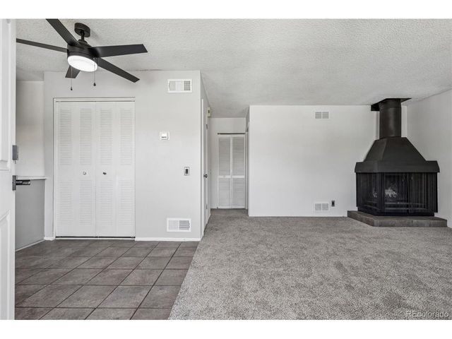 3351 S Field St 113, Lakewood, CO 80227