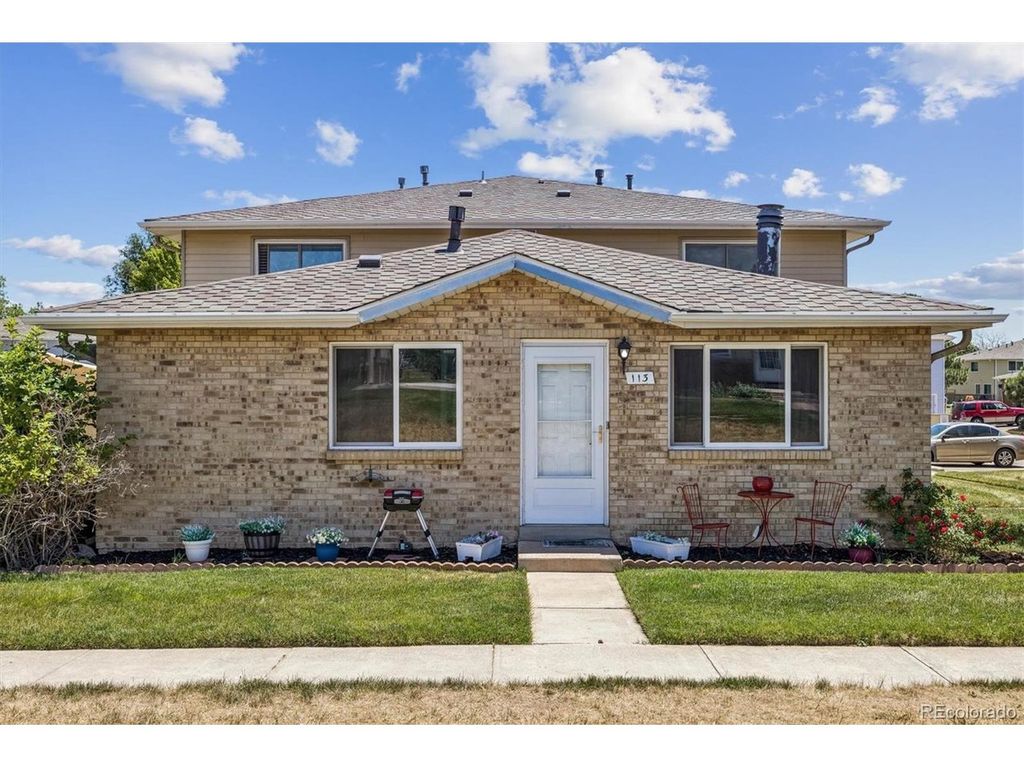 3351 S Field St 113, Lakewood, CO 80227